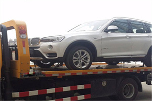 东明路拖车24小时服务电话